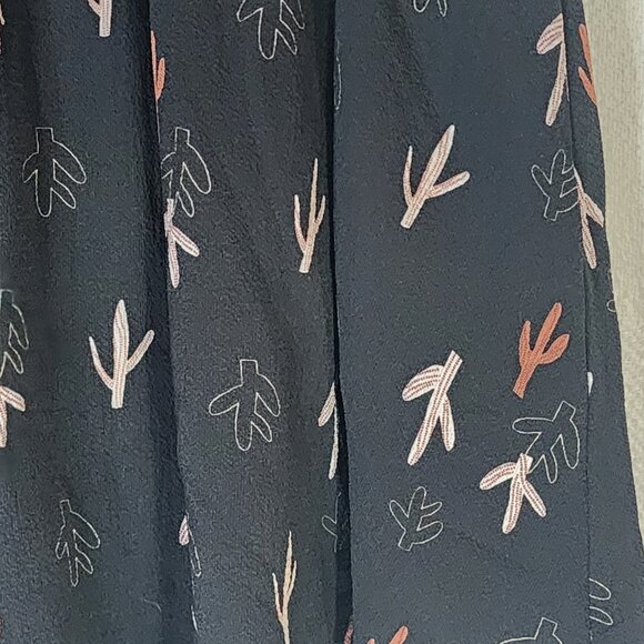 Le Lis Black with Tonal Brown Cactus Fully Lined Poly Span Shorts Macy's Size L - Picture 6 of 16